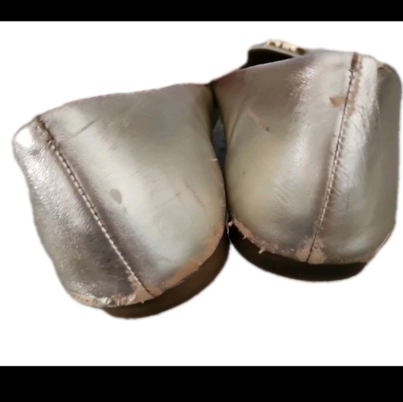 Tory Burch Womens Metallic Light Gold Leather Reva Ballet Flat 7.5 - Picture 4 of 16